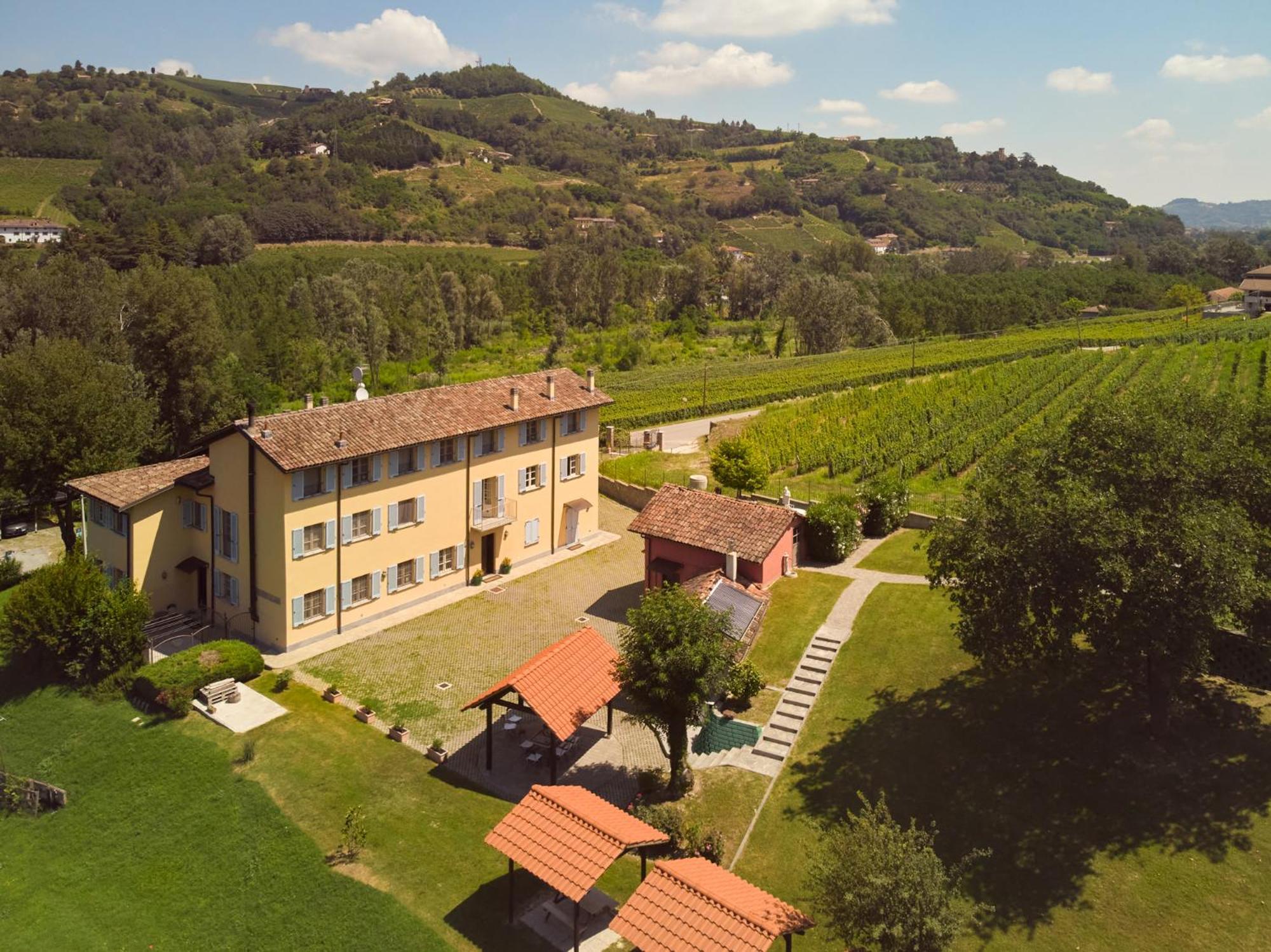 Vigna Dell'Acqua Vila Santo Stefano Belbo Exterior foto