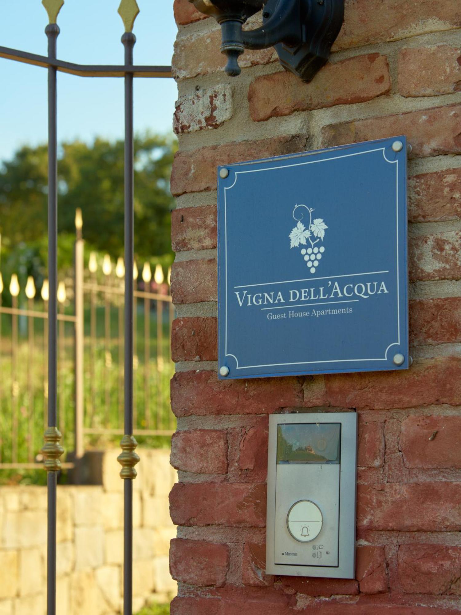 Vigna Dell'Acqua Vila Santo Stefano Belbo Exterior foto