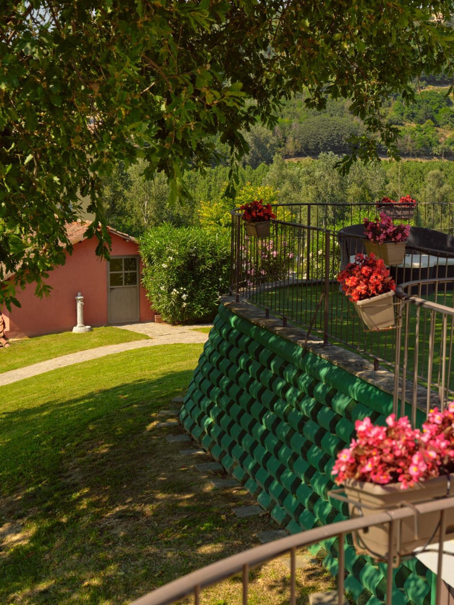 Vigna Dell'Acqua Vila Santo Stefano Belbo Exterior foto